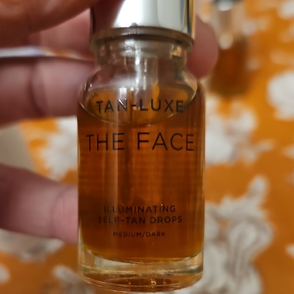 Brand New Tan-Luxe The Face Self-Tan Drops - Medium/ Dark - Picture 5 of 5